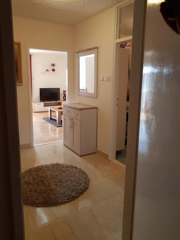 Apartment Vice Mali Spalato Esterno foto